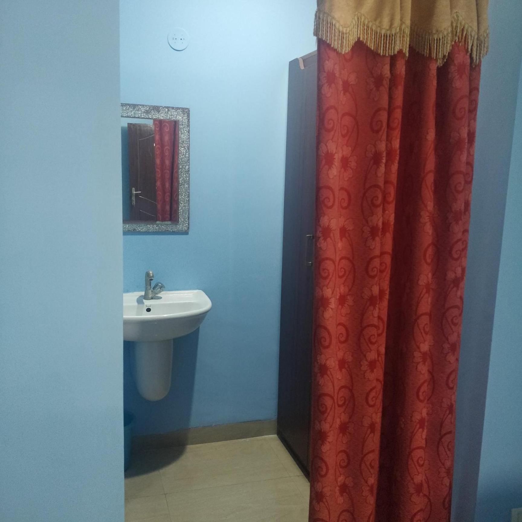 Hotel Delta Executive Shirdi Extérieur photo