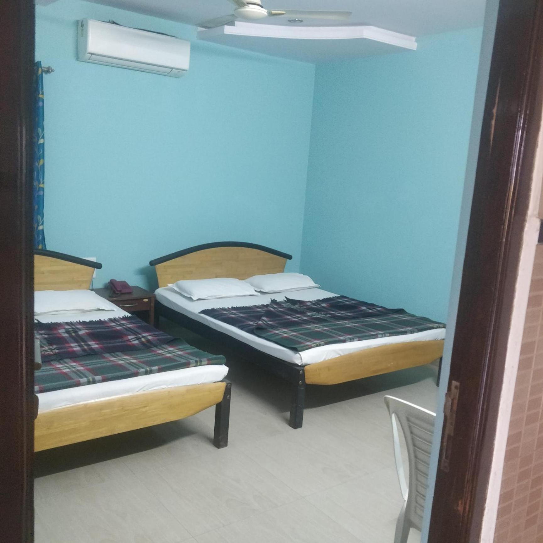 Hotel Delta Executive Shirdi Extérieur photo