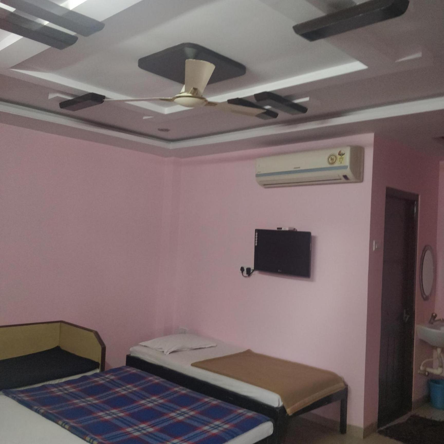 Hotel Delta Executive Shirdi Extérieur photo