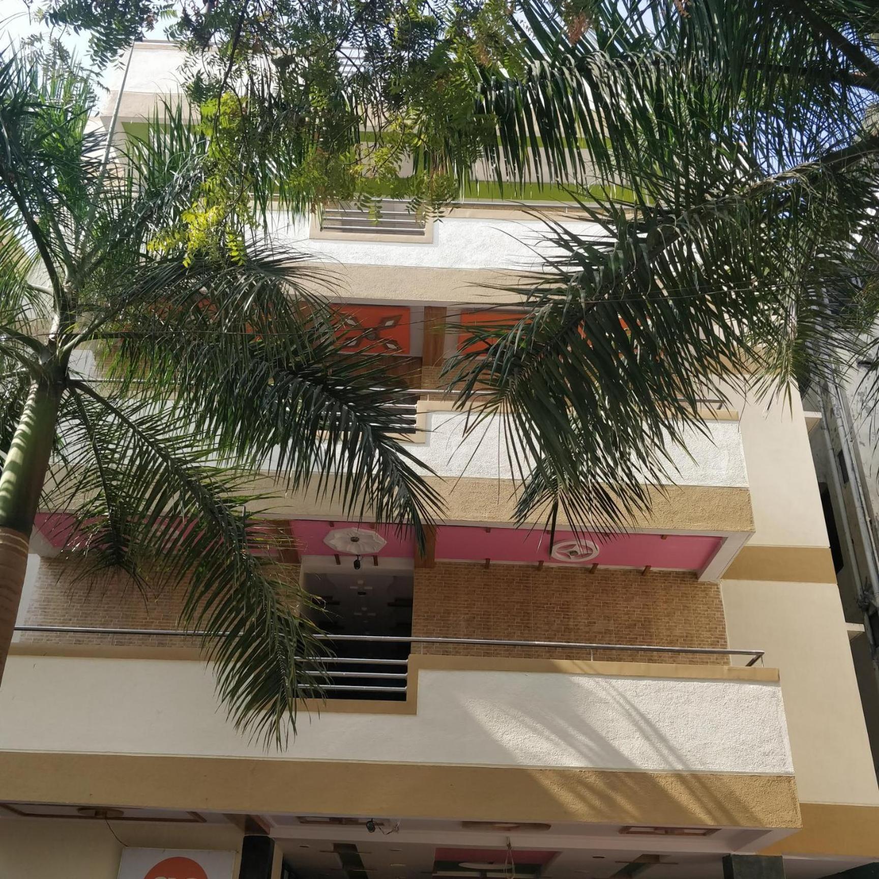 Hotel Delta Executive Shirdi Extérieur photo