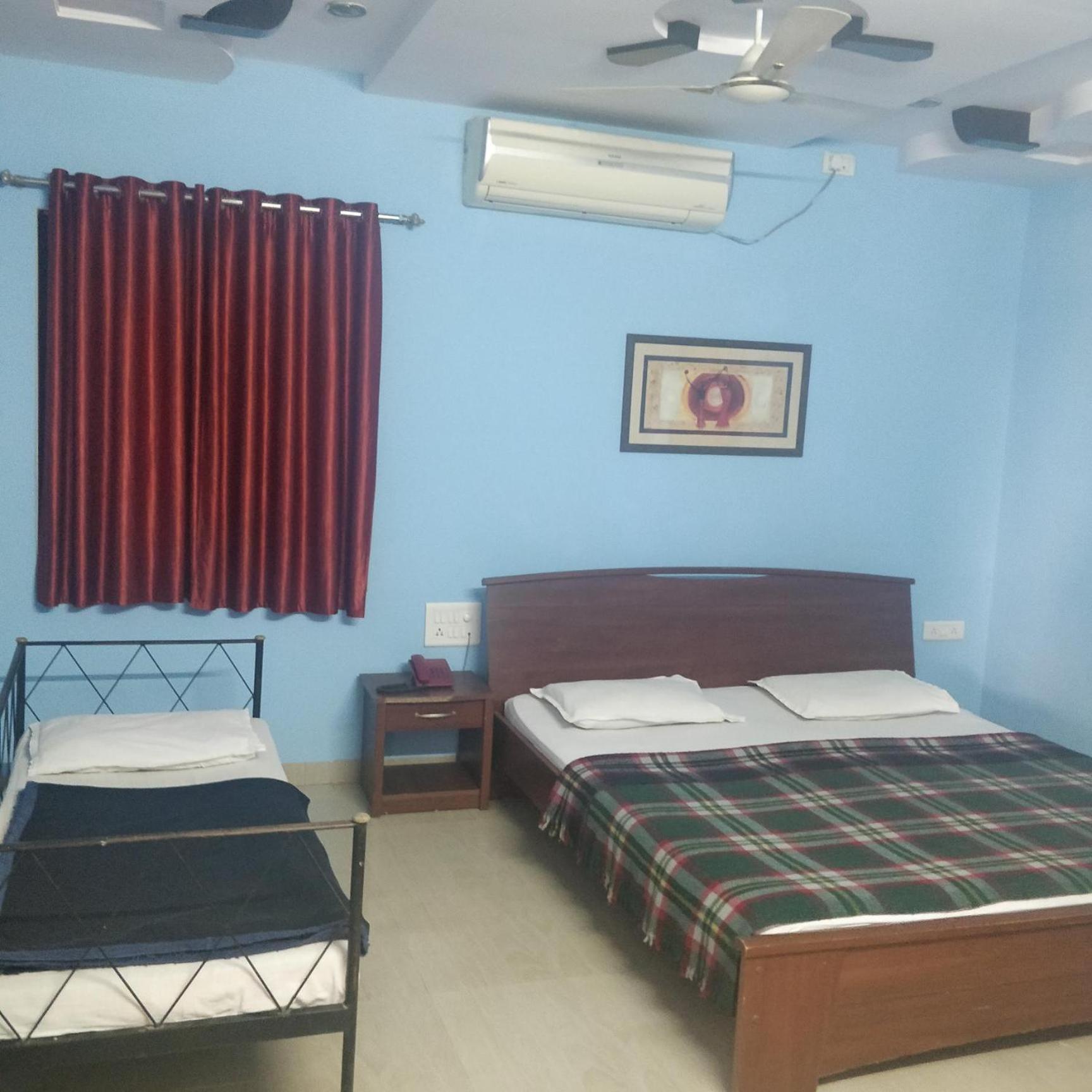 Hotel Delta Executive Shirdi Extérieur photo
