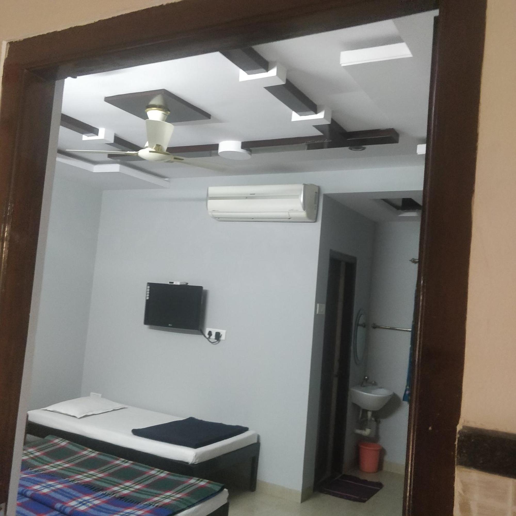 Hotel Delta Executive Shirdi Extérieur photo